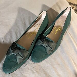 Ferragamo Loafer. 💯authentic & vintage.